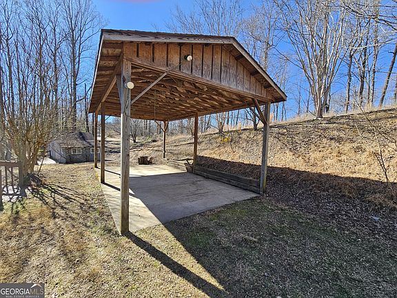 3rd image of 147 W Highland St