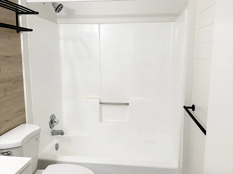 9622 8th Bay St #3 — Photo 8