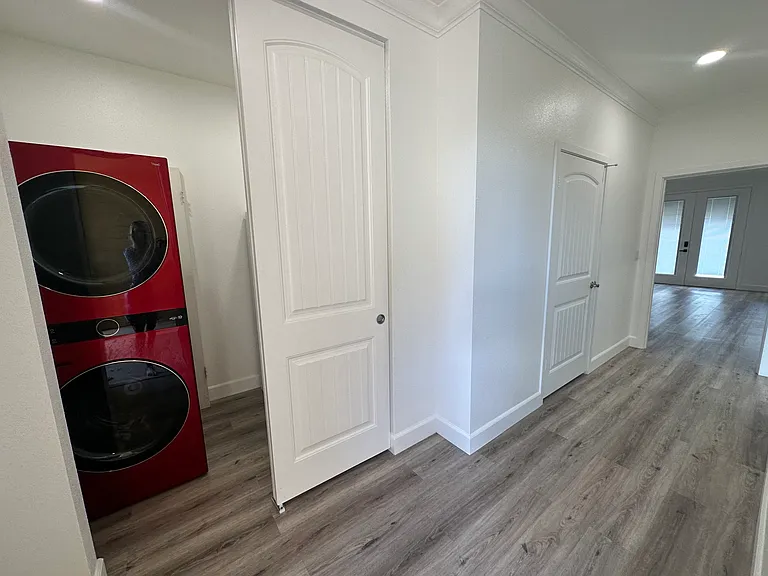 724 Kakala St #1604D — Photo 16