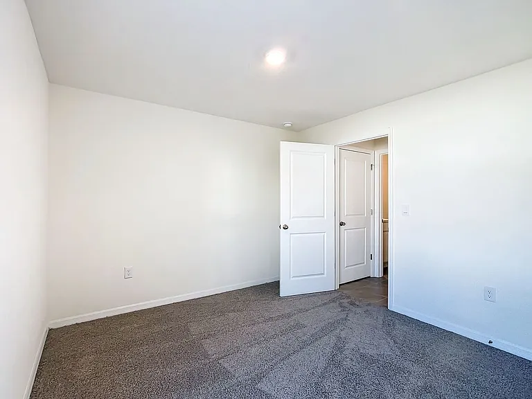 8656 45th Ct — Photo 29