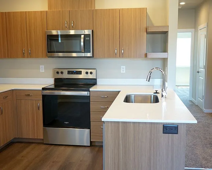 Autumn Woods Apartments — Photo 21