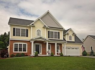 44 Long Branch Dr, Henrietta, NY 14467