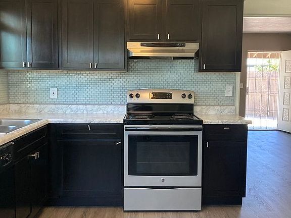 4th image of 550 W San Juan Ave