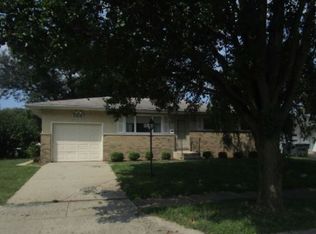 5547 Aqua St, Columbus, OH 43229