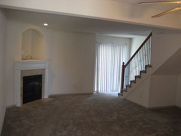 2nd image of 4622 Willow Ave