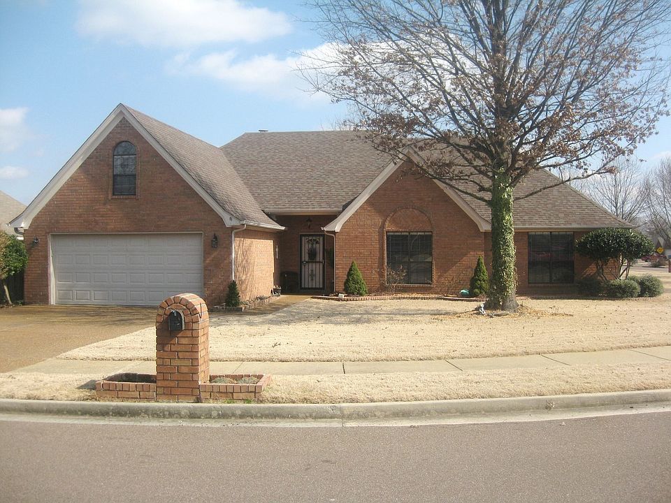 1st image of 1300 Wolf Lair Dr