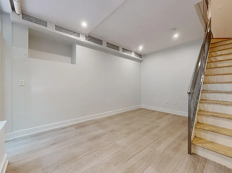 216 E 84th St #1D — Photo 11