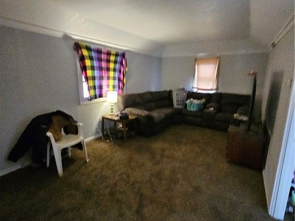 3rd image of 504 Honeywell Park