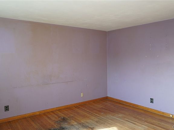 5th image of 335 Noble Ave