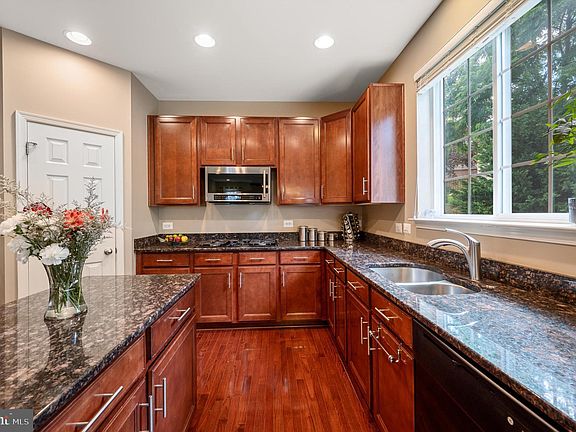 3rd image of 2060 Taylor Grace Ct