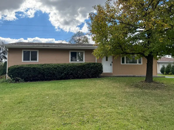 4517 Home Ave, McHenry, IL 60050