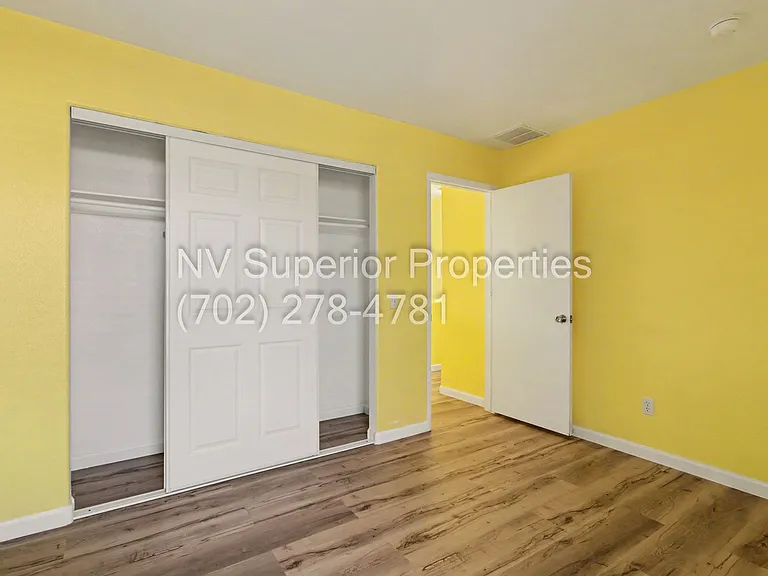 7929 Dana Maple Ct — Photo 36
