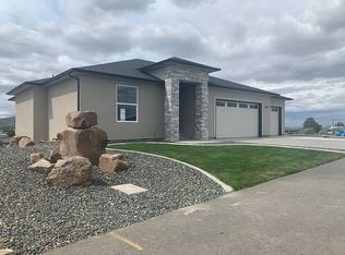 1016 Sagebluff Ln, Richland, WA