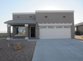 11207 Cielo Bonito Dr, Socorro, TX 79927