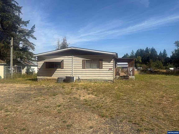 5th image of 40115 Mountain Home Dr