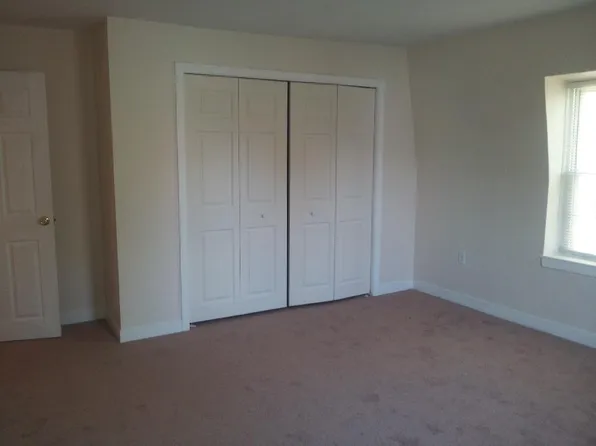 49 Cherry St, Ashland, MA 01721