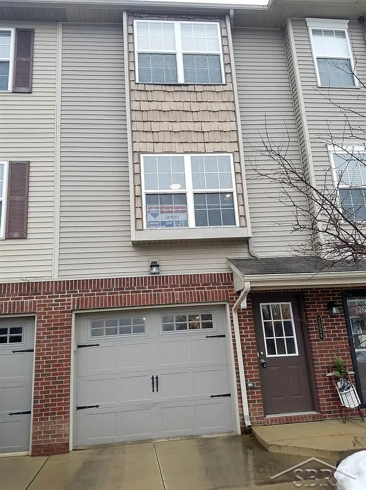 2228 Knotty Pine Trl photo 1