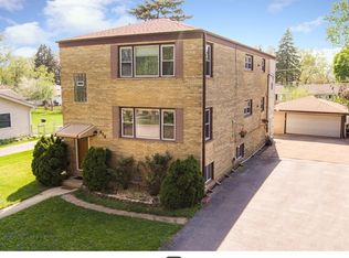 414 N 3rd Ave #2, Villa Park, IL 60181