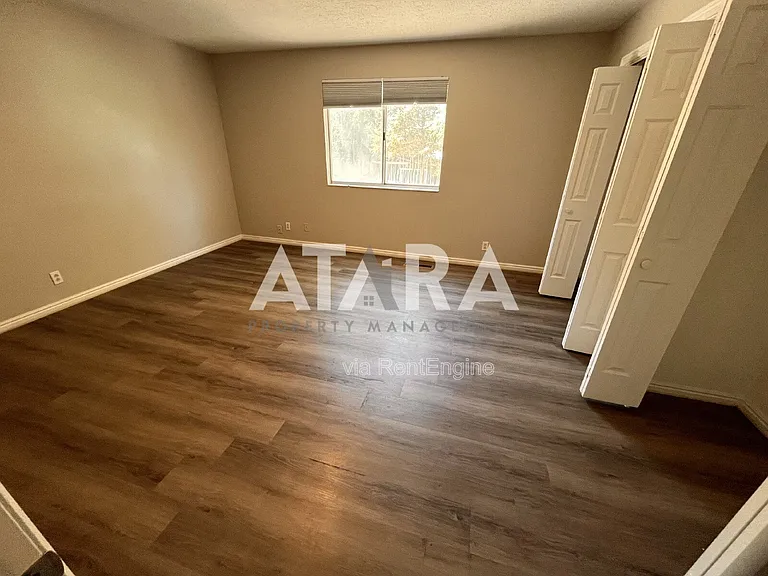 Pine Terrace — Photo 23