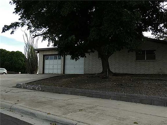 2nd image of 1660 Mariposa Dr