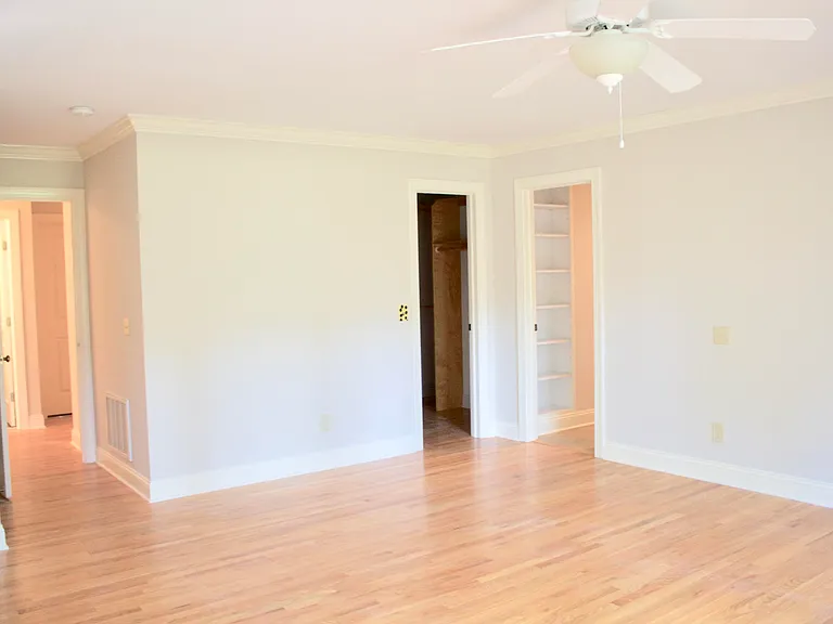 940 Saint Andrews Dr — Photo 35