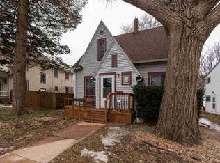 417 Olive St, Cedar Falls, IA 50613