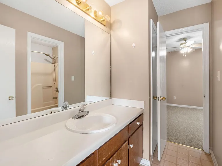 1723 13th Ct S — Photo 15