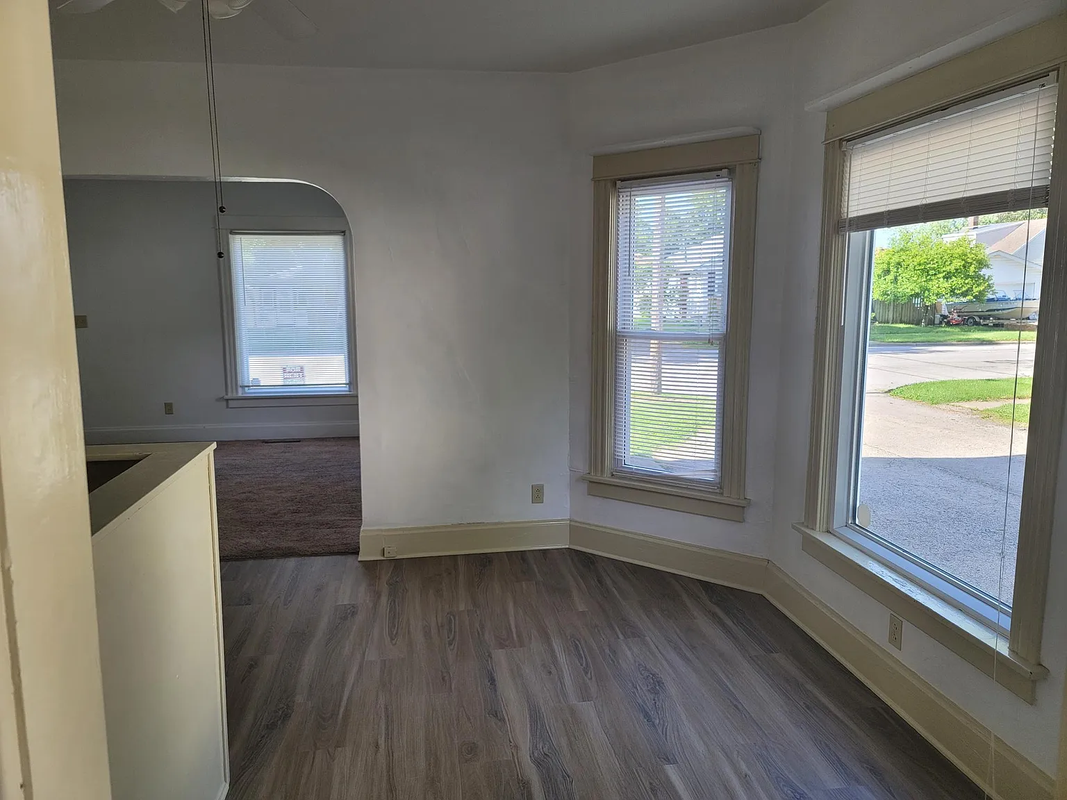 1170 W Hickory St — Photo 4