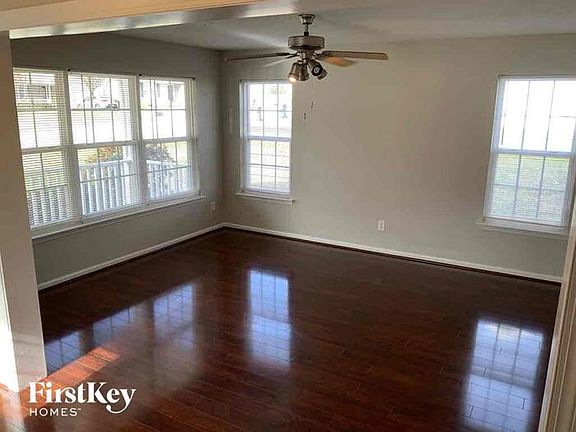 3rd image of 108 Valentine Ct
