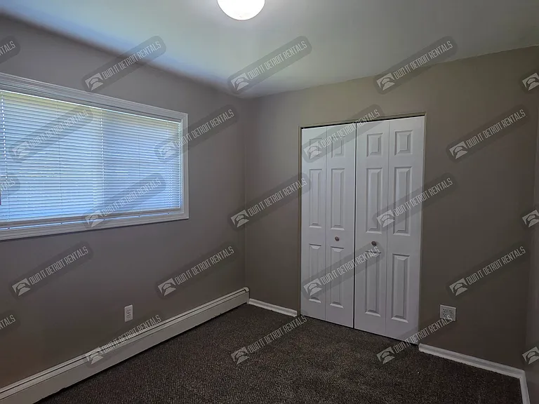 8125 Timken Ave — Photo 12