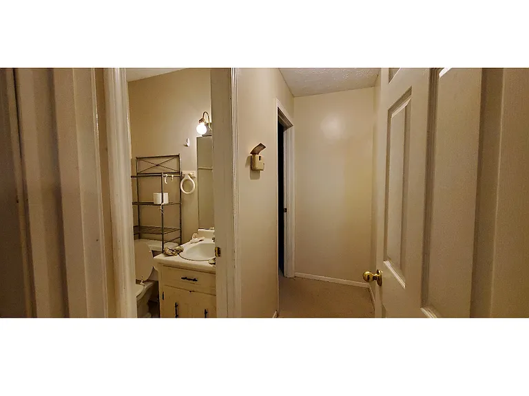 1012 Sweetwater Cir #1012 — Photo 9