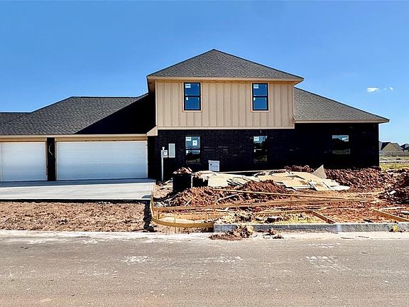 3rd image of 16001 Navarra Way