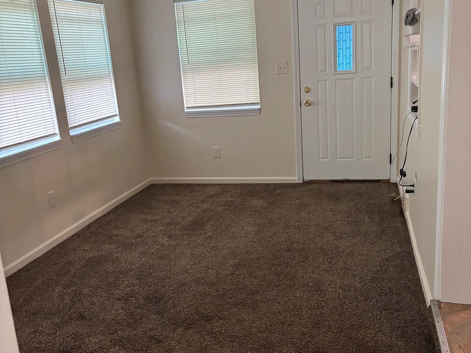 3 bed, 945 sqft, $1,500 — Photo 3