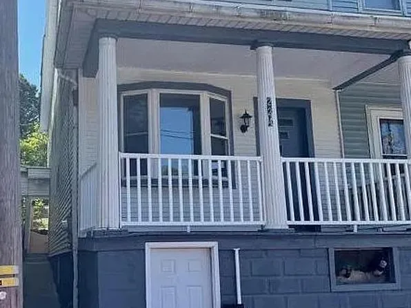 224 W Ridge St, Coaldale, PA 18218