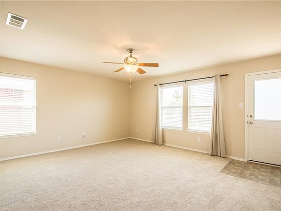 5th image of 12741 Northern Pine Dr