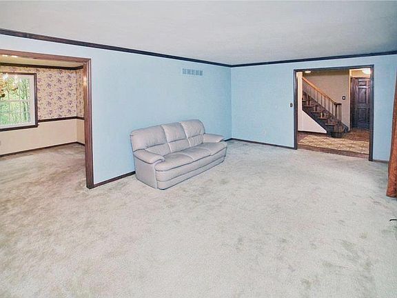 5th image of 1318 Maywood Ln