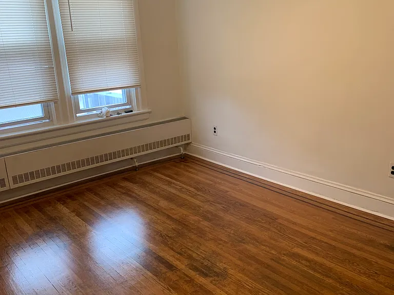 7536 Verree Rd #2R — Photo 4