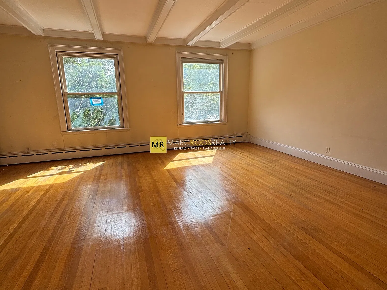 1714 Beacon St — Photo 3