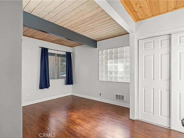 1809 Pioneer Way — Photo 26