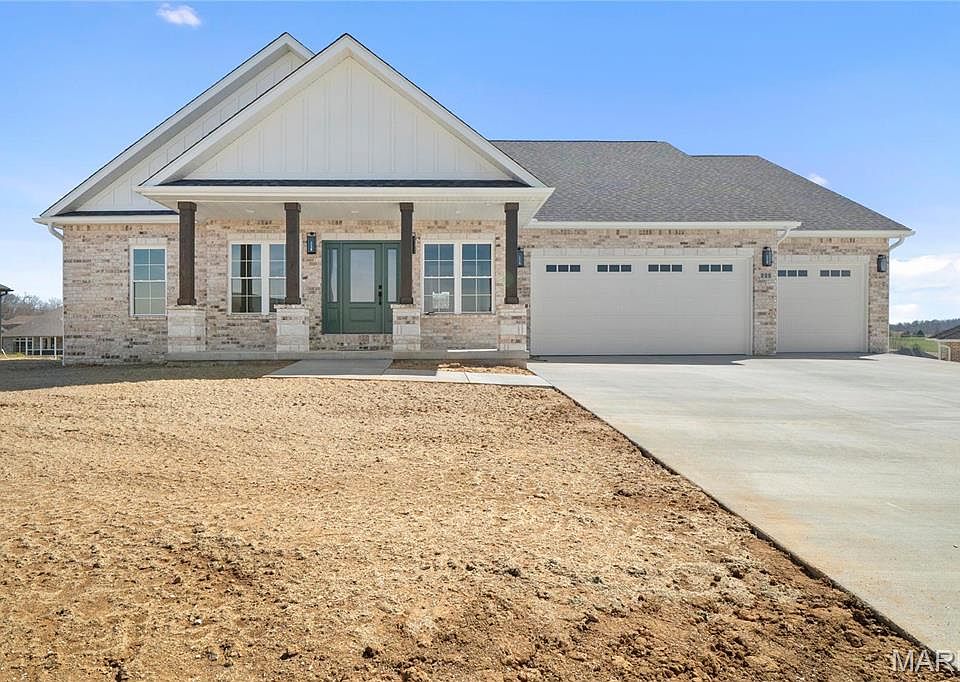 1st image of 222 Orange Bowl Dr