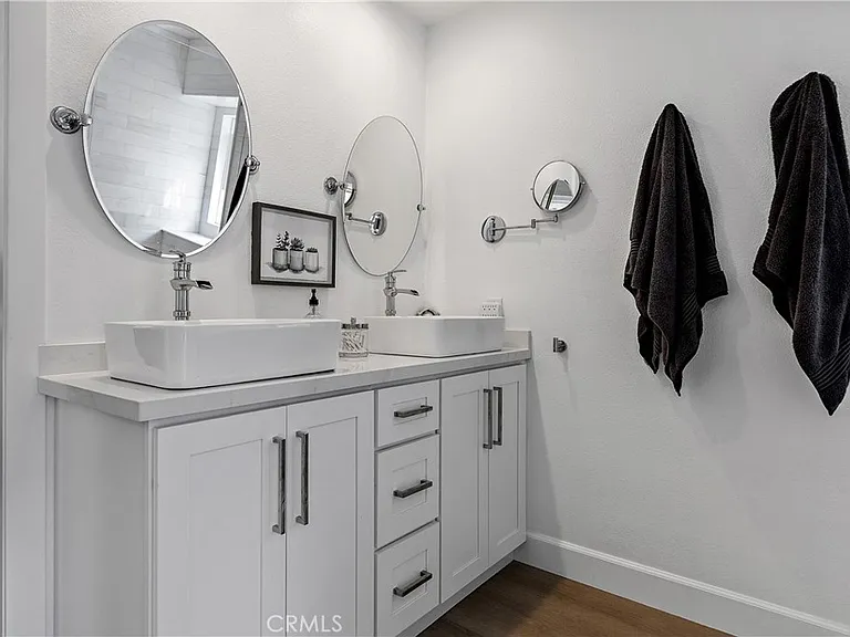 25662 Cresta Loma — Photo 32