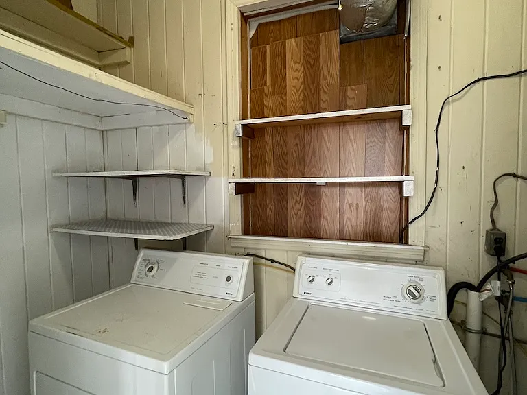 2208 White Oak Dr — Photo 11