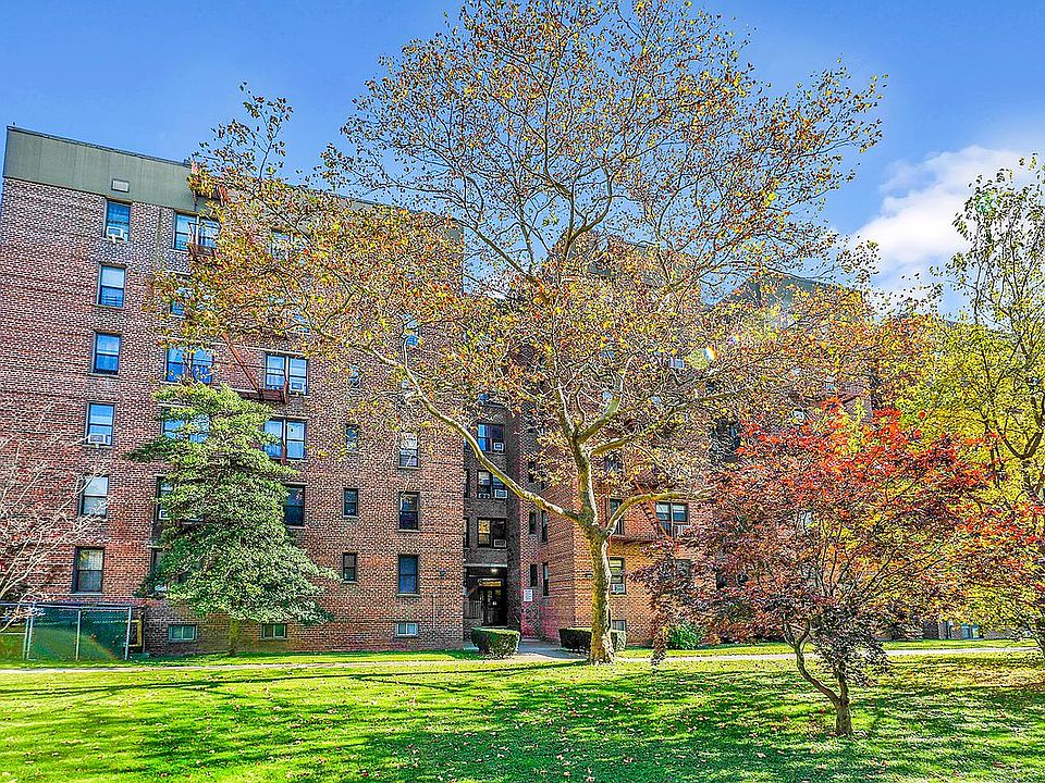 1st image of 3021 Avenue W #A