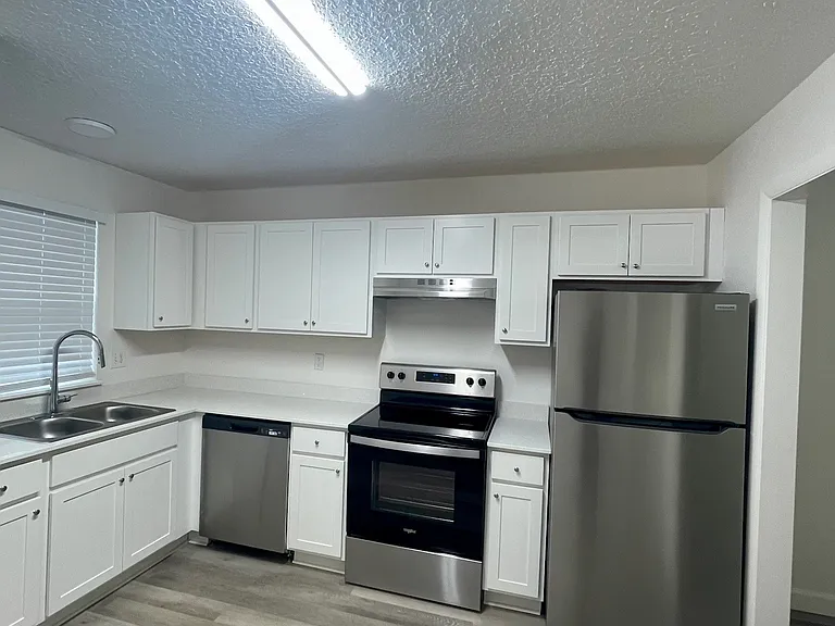 Concord Crossing Apartments — Photo 68