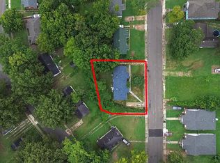 869 Pearce St, Memphis, TN 38107