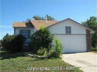 5190 Victory Rd, Colorado Springs, CO 80911