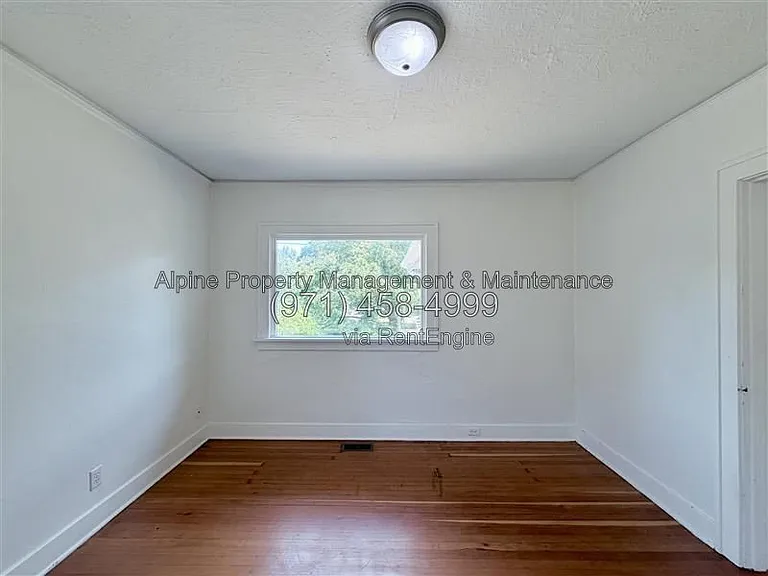 6425 N Curtis Ave — Photo 13