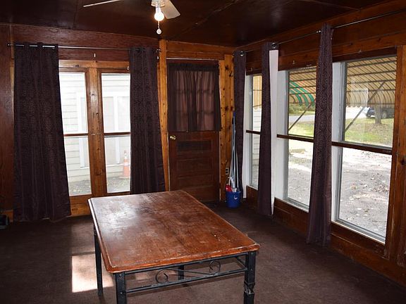 5th image of 44 Academy St