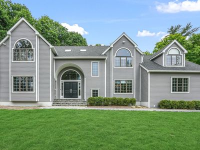 92 Random Farms Drive, Chappaqua, NY, 10514