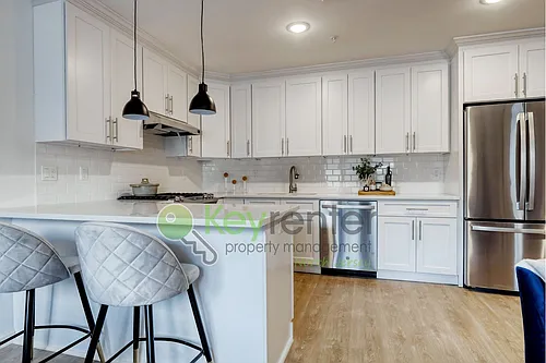 176 Pennington Ave Photo 1